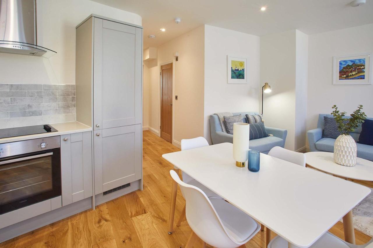 Host & - The Old Sweet Shop Apartment