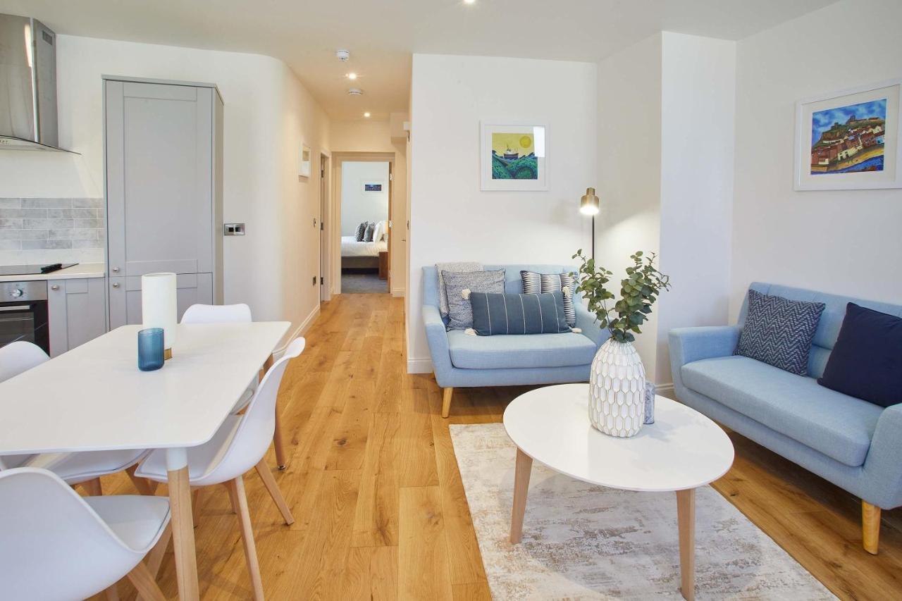 Host & - The Old Sweet Shop Apartment *