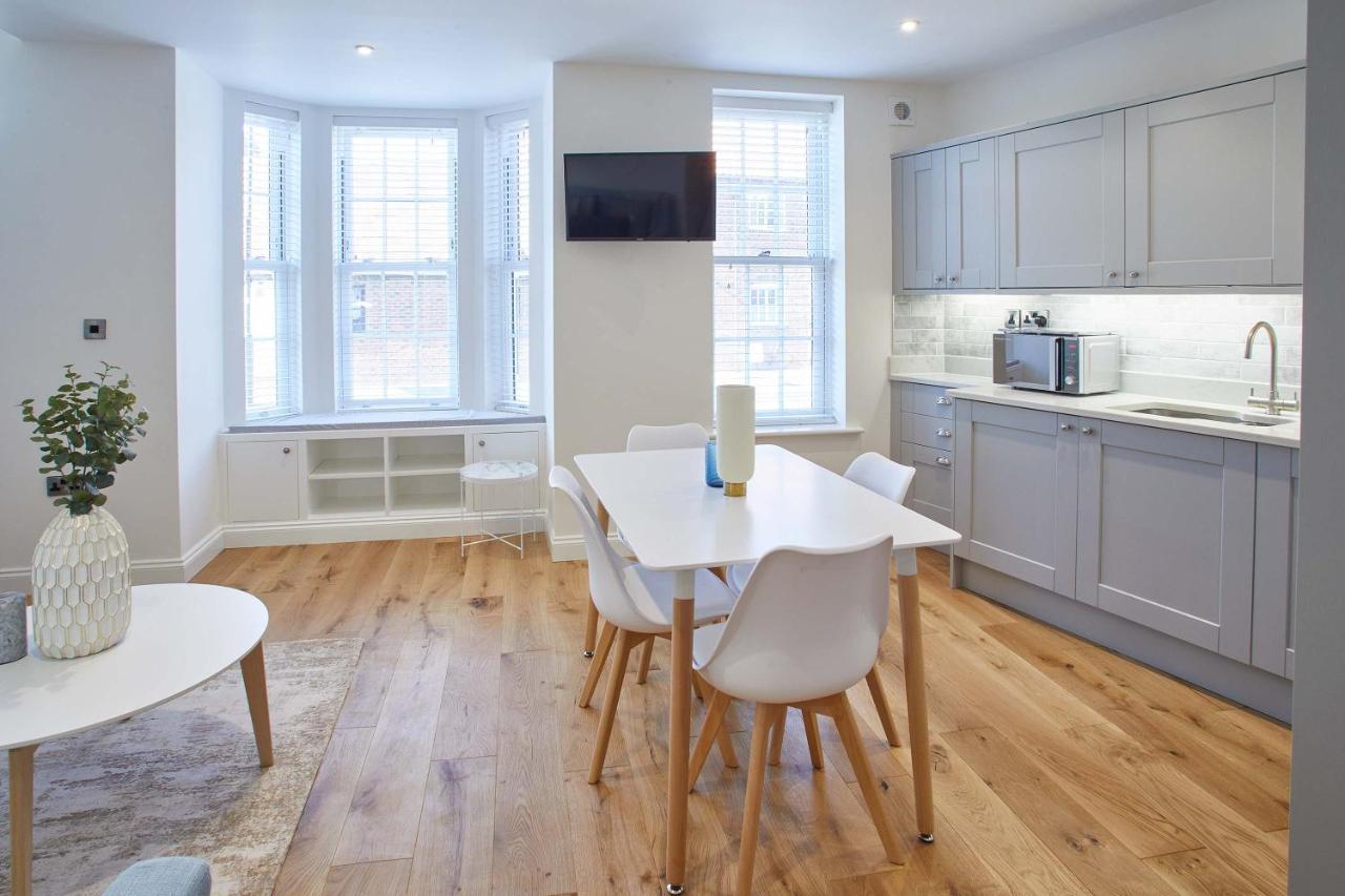 Apartment Host & - The Old Sweet Shop Whitby